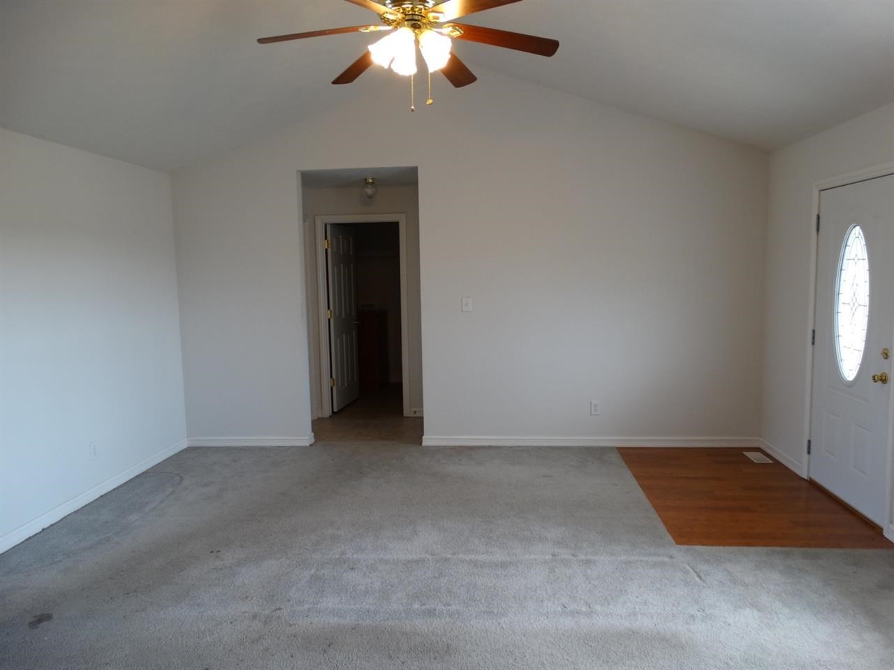 302 Wabash Cir, Chandler, IN 47610 photo 3
