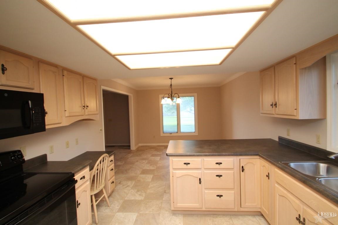 7408 Derby Ln, Fort Wayne, IN 46815 photo 6
