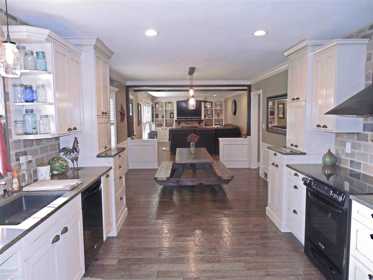 12900 Martin Rd, Evansville, IN 47725 photo 14