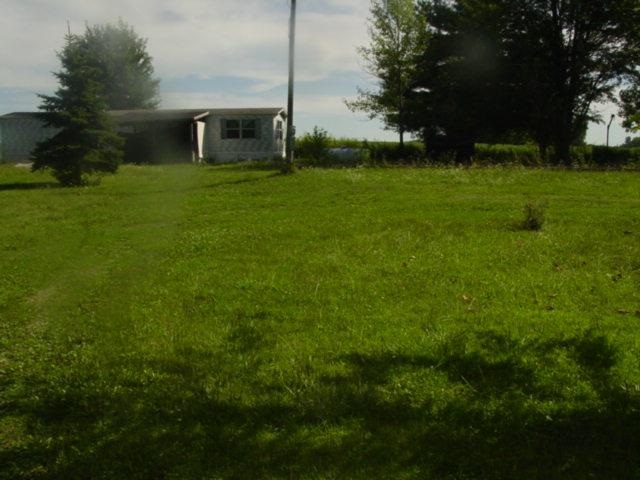 9737 E 150 S, Pierceton, IN 46562 photo 1