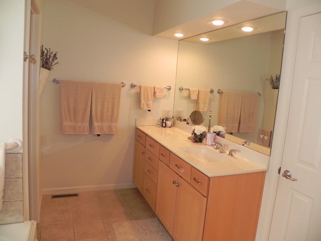 26125 Twin Lakes Trl, South Bend, IN 46628 photo 12