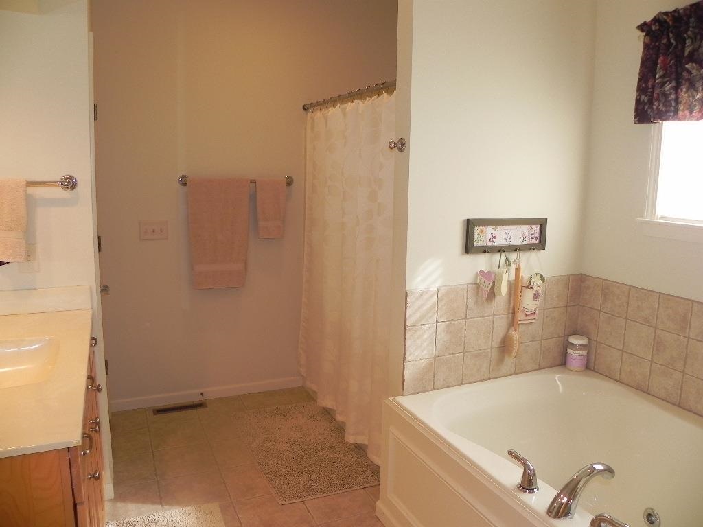 26125 Twin Lakes Trl, South Bend, IN 46628 photo 13