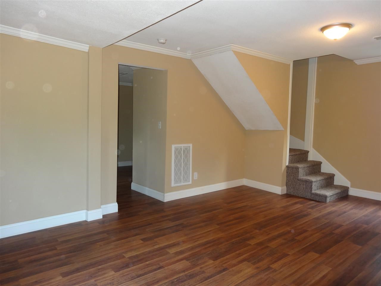 1005 S Main St, Jonesboro, IN 46938 photo 7