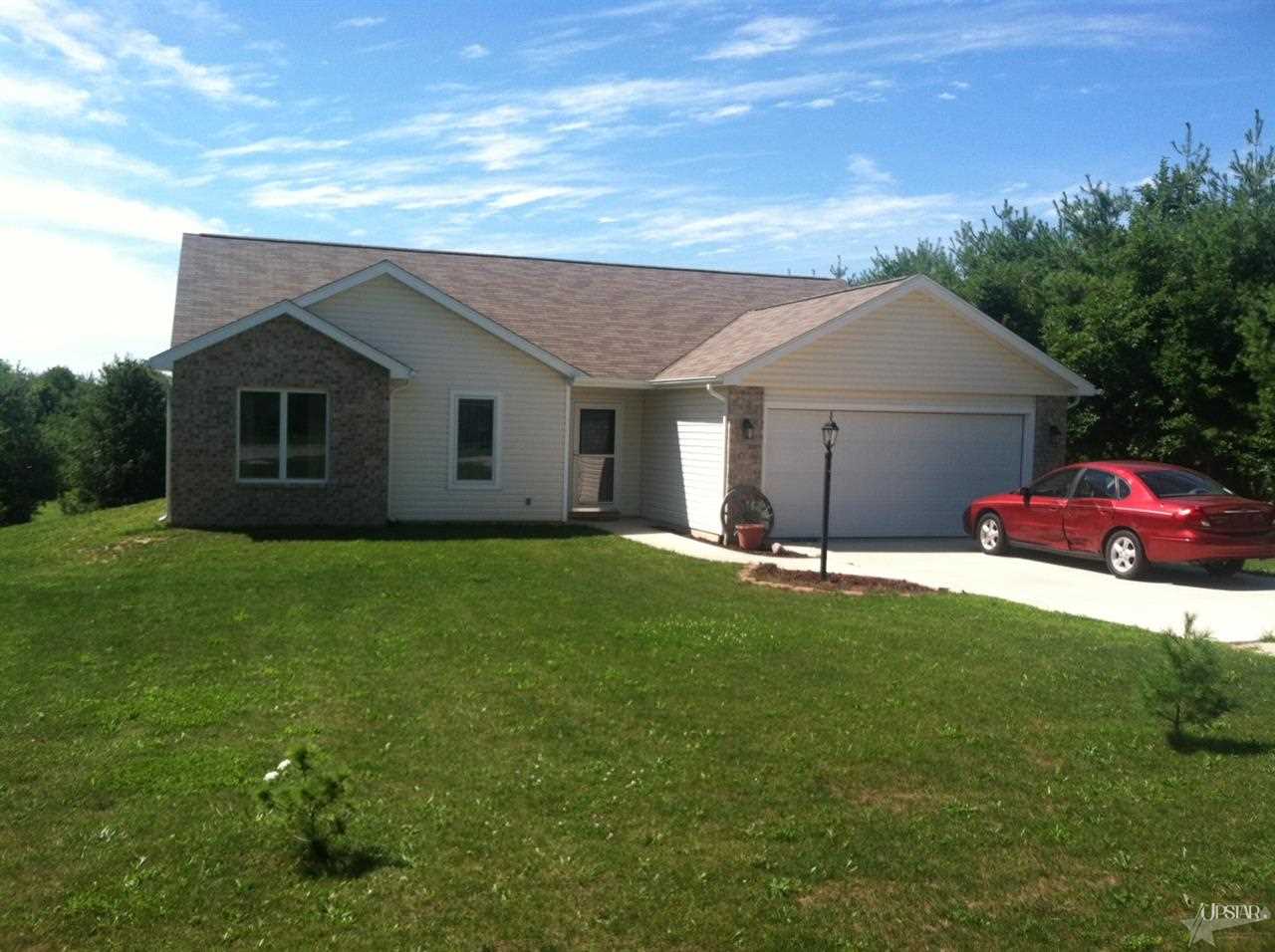6779 N 550 E, Churubusco, IN 46723 photo 1