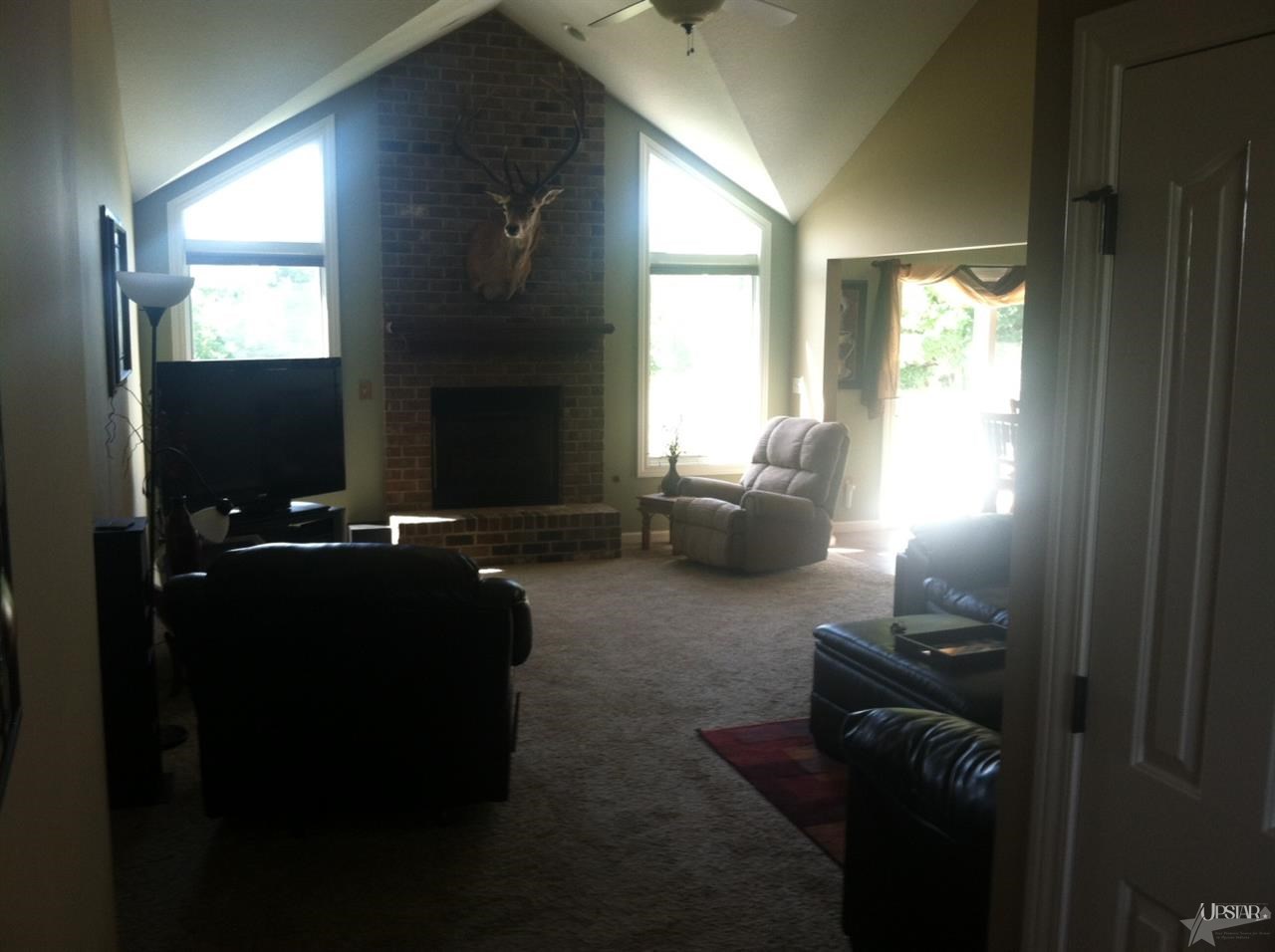 6779 N 550 E, Churubusco, IN 46723 photo 4