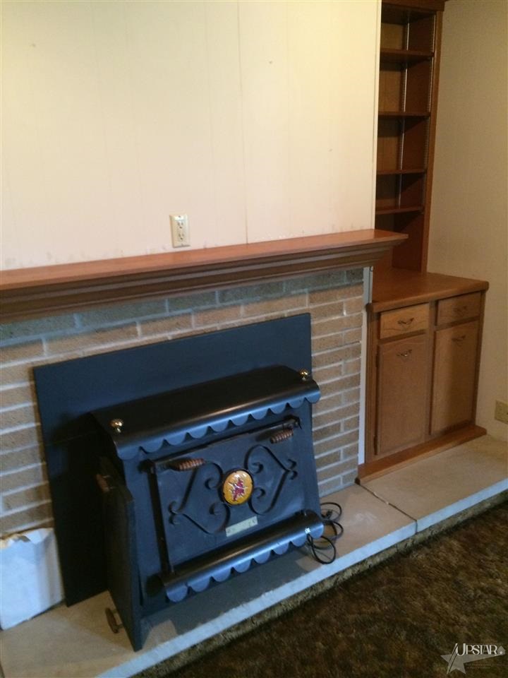 6006 E Tillman Rd, Fort Wayne, IN 46816 photo 3
