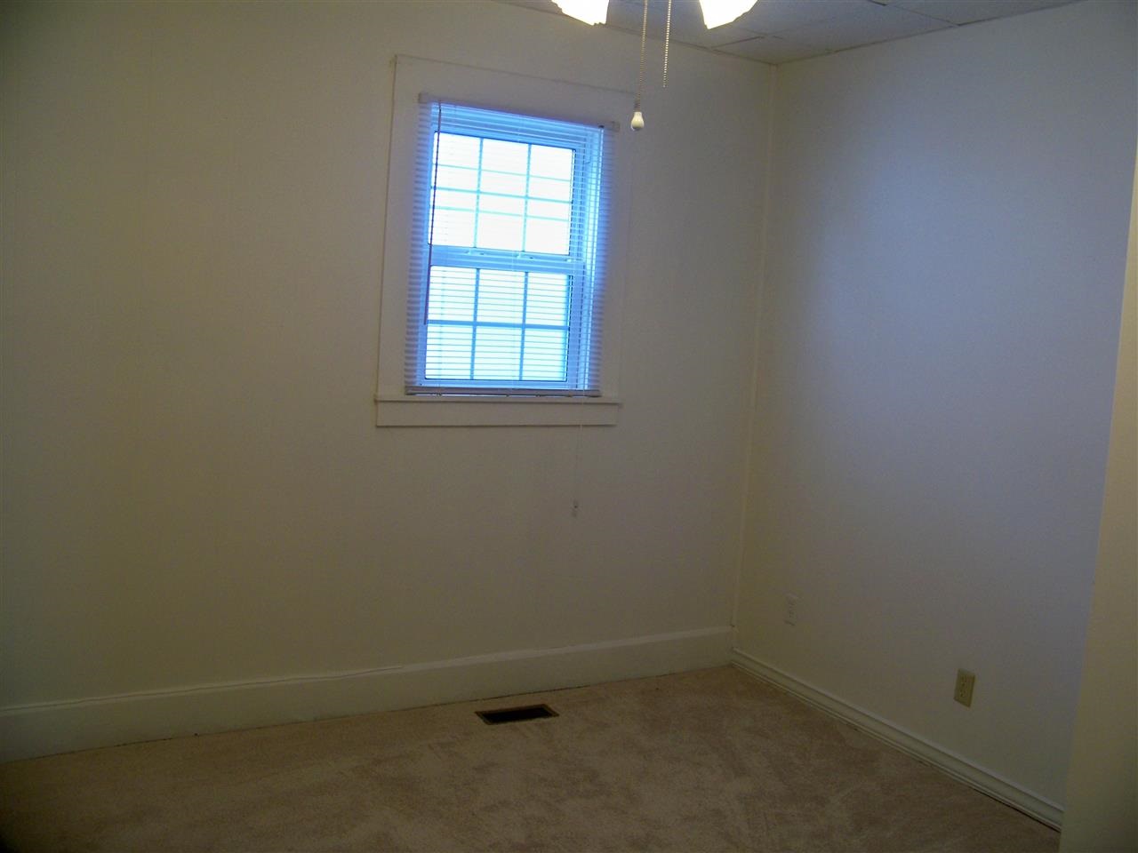 718 Bell Ave, Evansville, IN 47712 photo 8