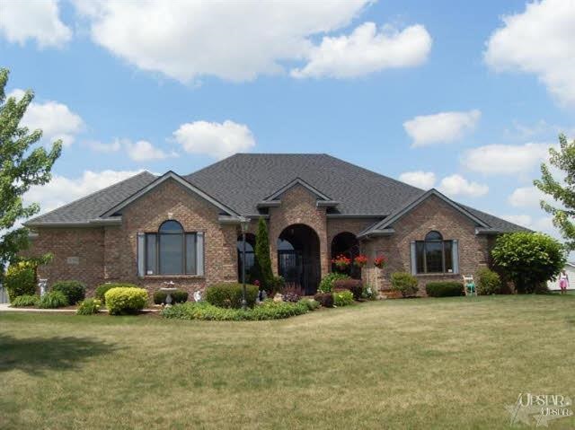 3726 Emilie Ln, Auburn, IN 46706 photo 1