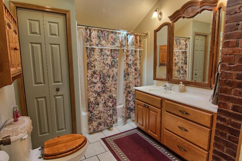 98 N 700 E, Greentown, IN 46936 photo 14