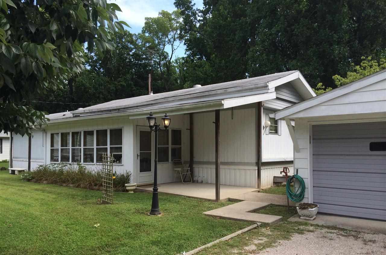 517 Freeman Rd, Spencer, IN 47460 photo 1