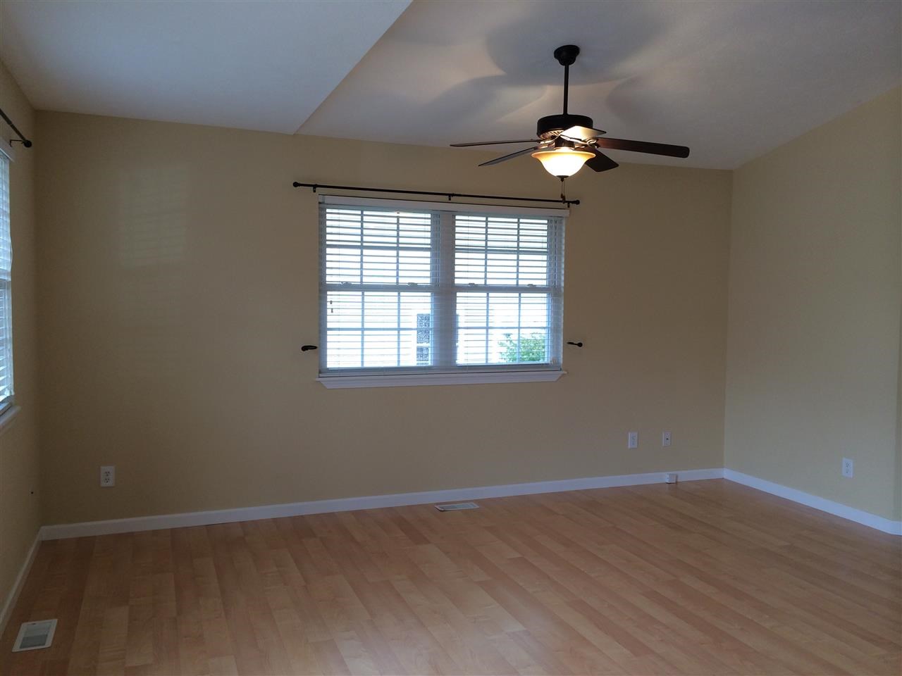 3829 S Cramer Cir, Bloomington, IN 47403 photo 4