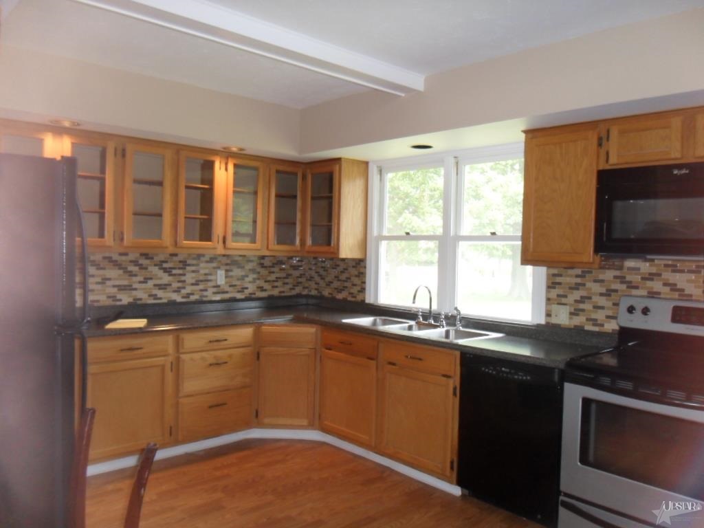 5436 Maplecrest Rd, Fort Wayne, IN 46835 photo 6
