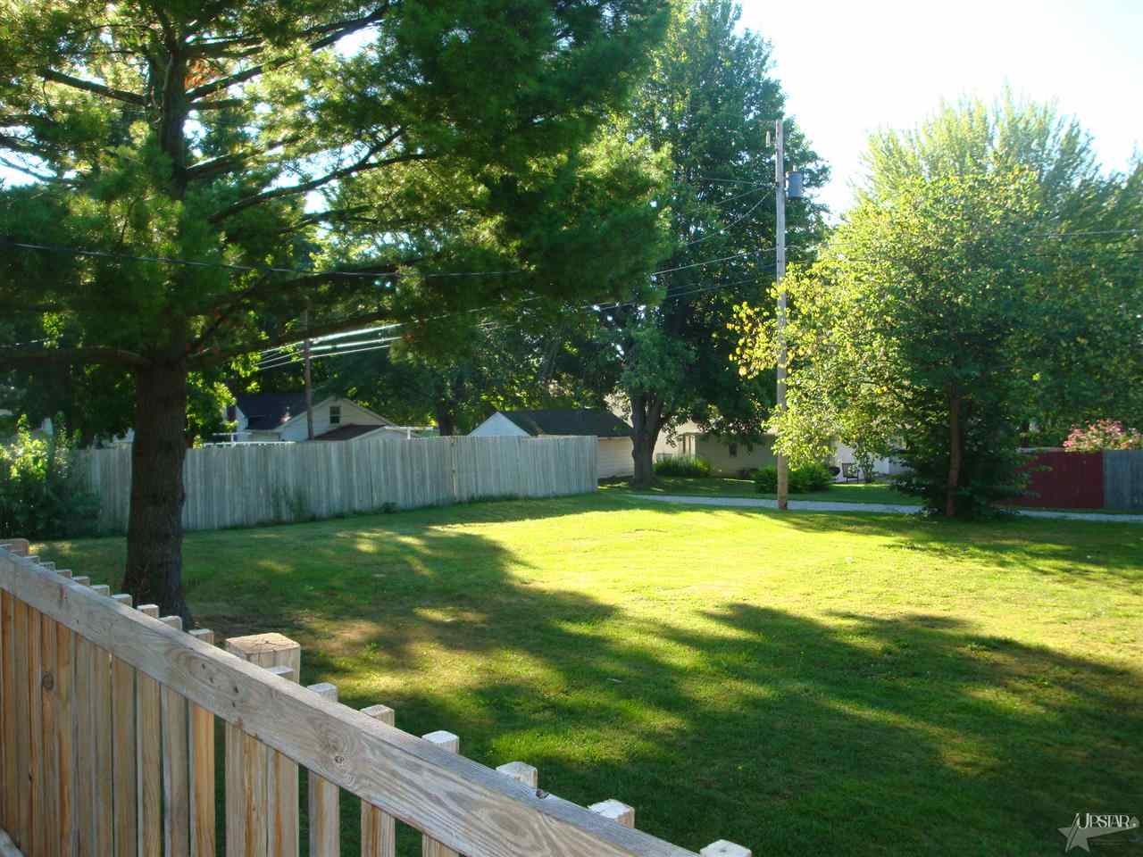 202 E Highland St, Albion, IN 46701 photo 23