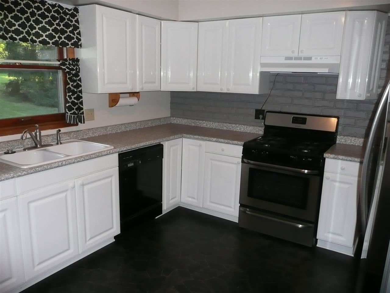 53411 Martin Ln, South Bend, IN 46635 photo 3