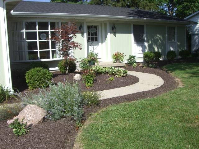 1715 N Hawthorne Rd, Marion, IN 46952 photo 2