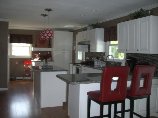 1715 N Hawthorne Rd, Marion, IN 46952 photo 5