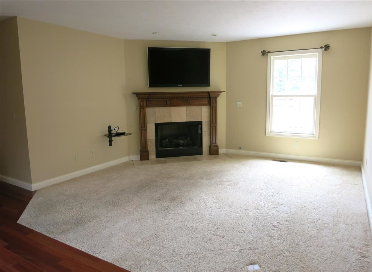 1512 Cheshire Bridge Rd, Evansville, IN 47710 photo 5