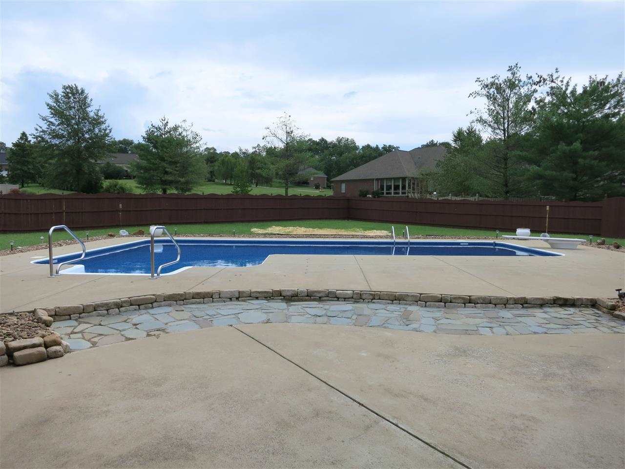 1512 Cheshire Bridge Rd, Evansville, IN 47710 photo 22