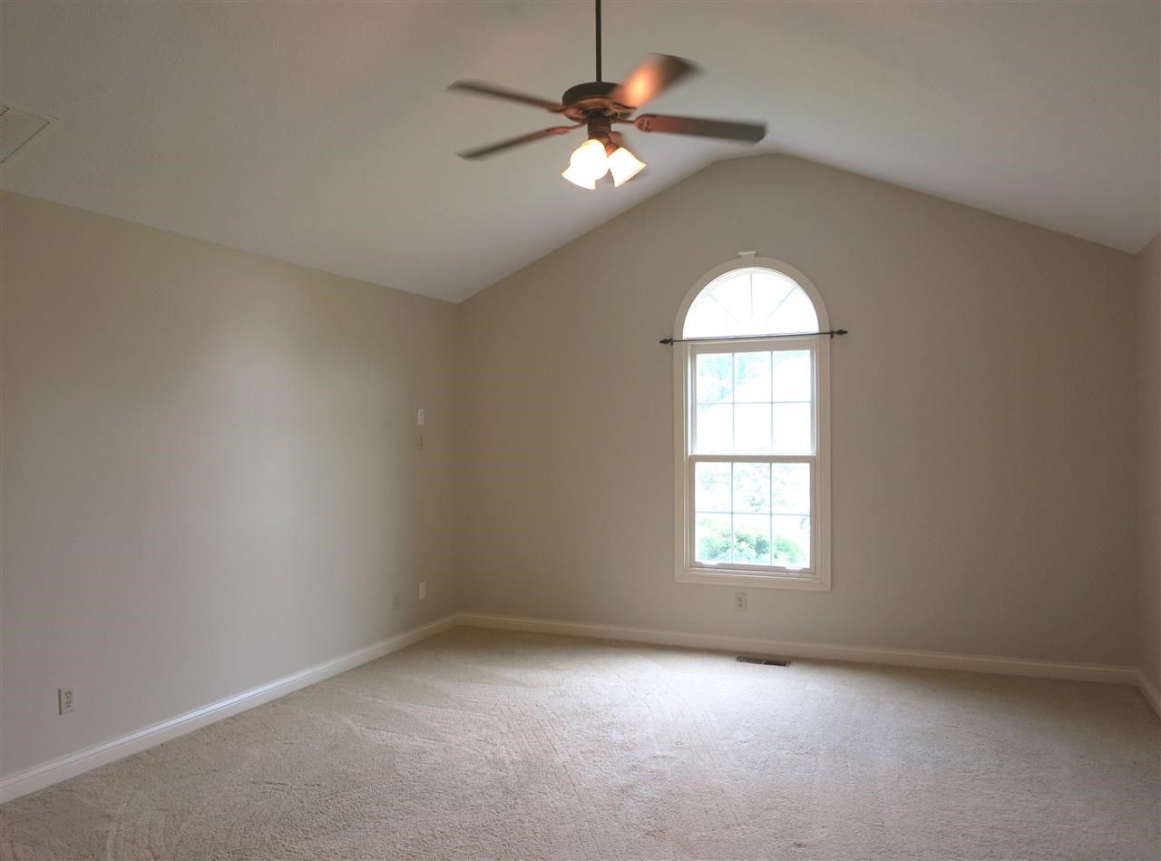 1512 Cheshire Bridge Rd, Evansville, IN 47710 photo 14
