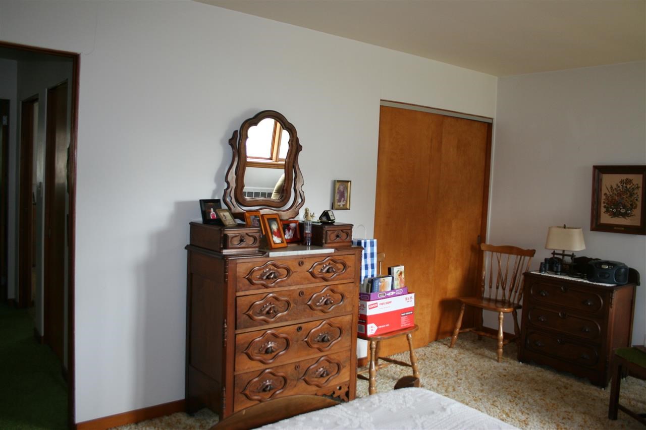 1025 Oak St, Huntington, IN 46750 photo 11