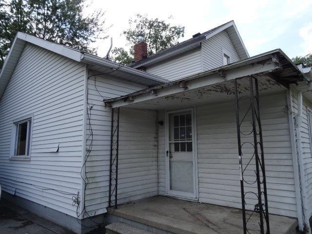 211 E Vine St, Kendallville, IN 46755 photo 3