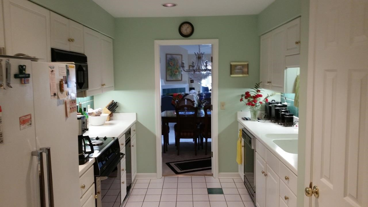 1420 Timberlake Ln, Evansville, IN 47710 photo 2