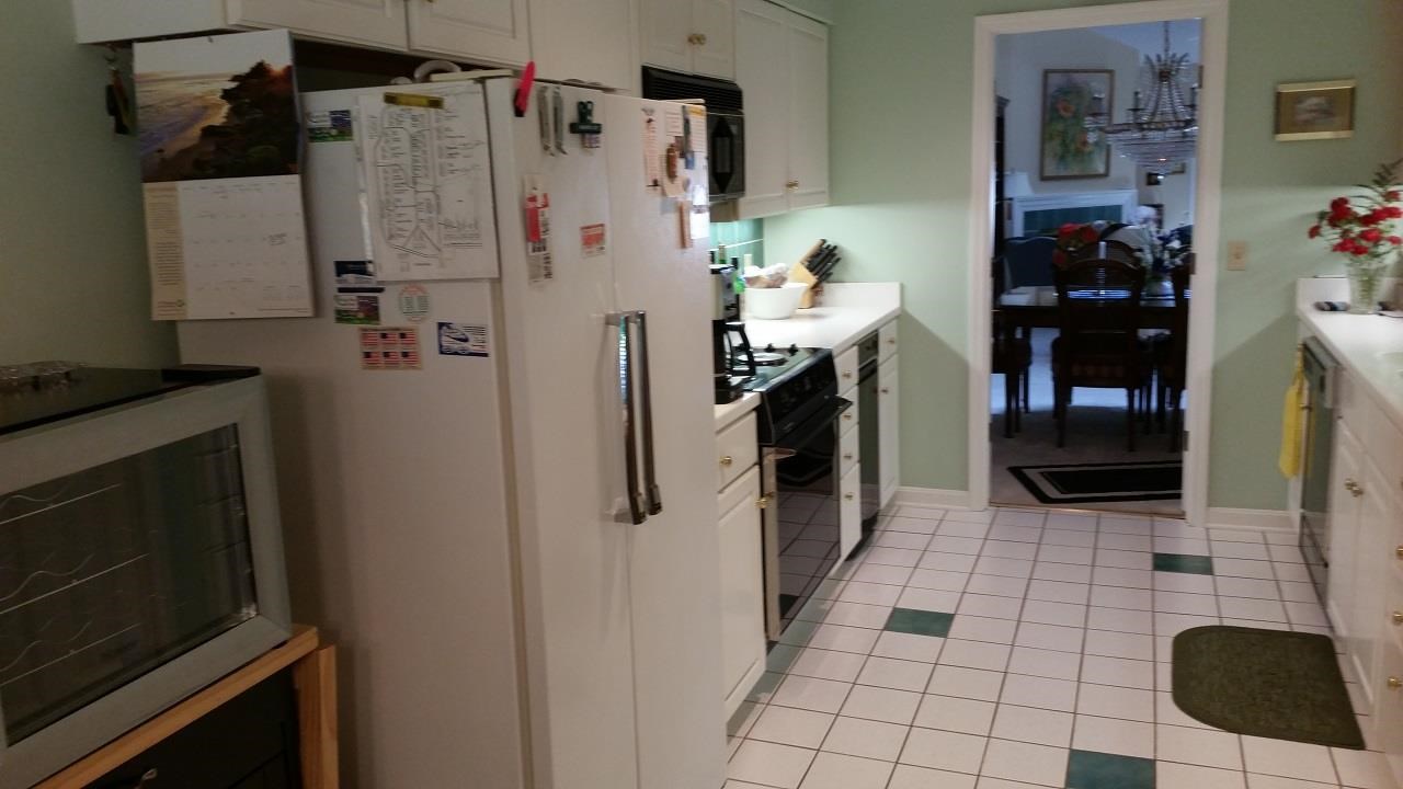 1420 Timberlake Ln, Evansville, IN 47710 photo 3