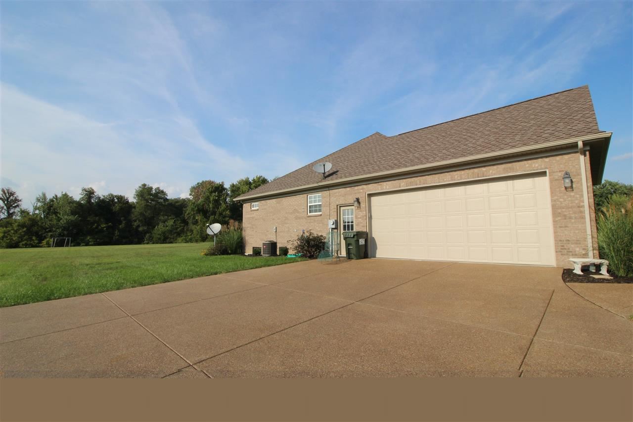 10410 Wolfinger Rd, Mount Vernon, IN 47620 photo 14