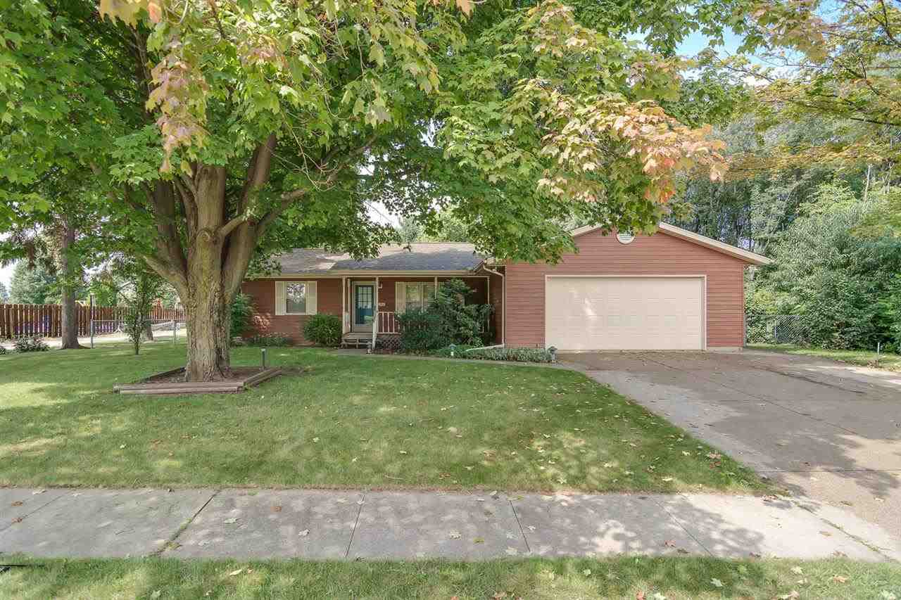 203 S Harris St, New Carlisle, IN 46552 photo 1