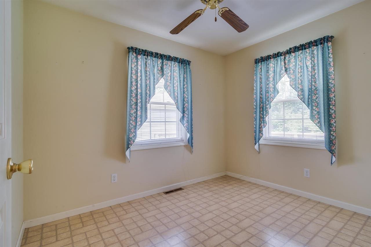 203 S Harris St, New Carlisle, IN 46552 photo 17