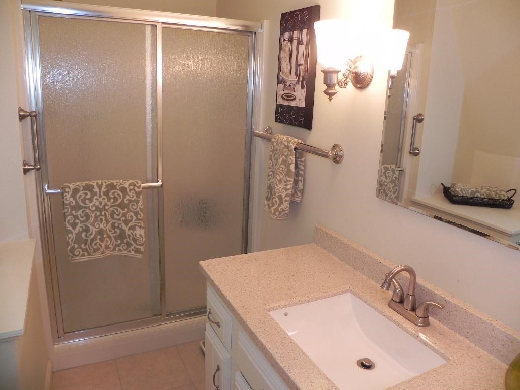 16832 Hampton Dr, Granger, IN 46530 photo 15