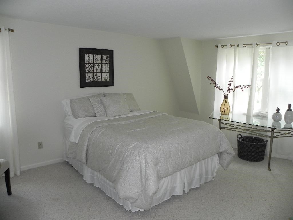 16832 Hampton Dr, Granger, IN 46530 photo 14
