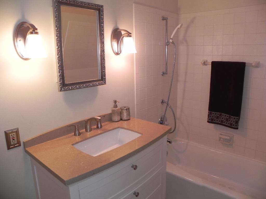 16832 Hampton Dr, Granger, IN 46530 photo 13