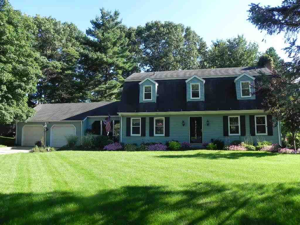 16832 Hampton Dr, Granger, IN 46530 photo 1