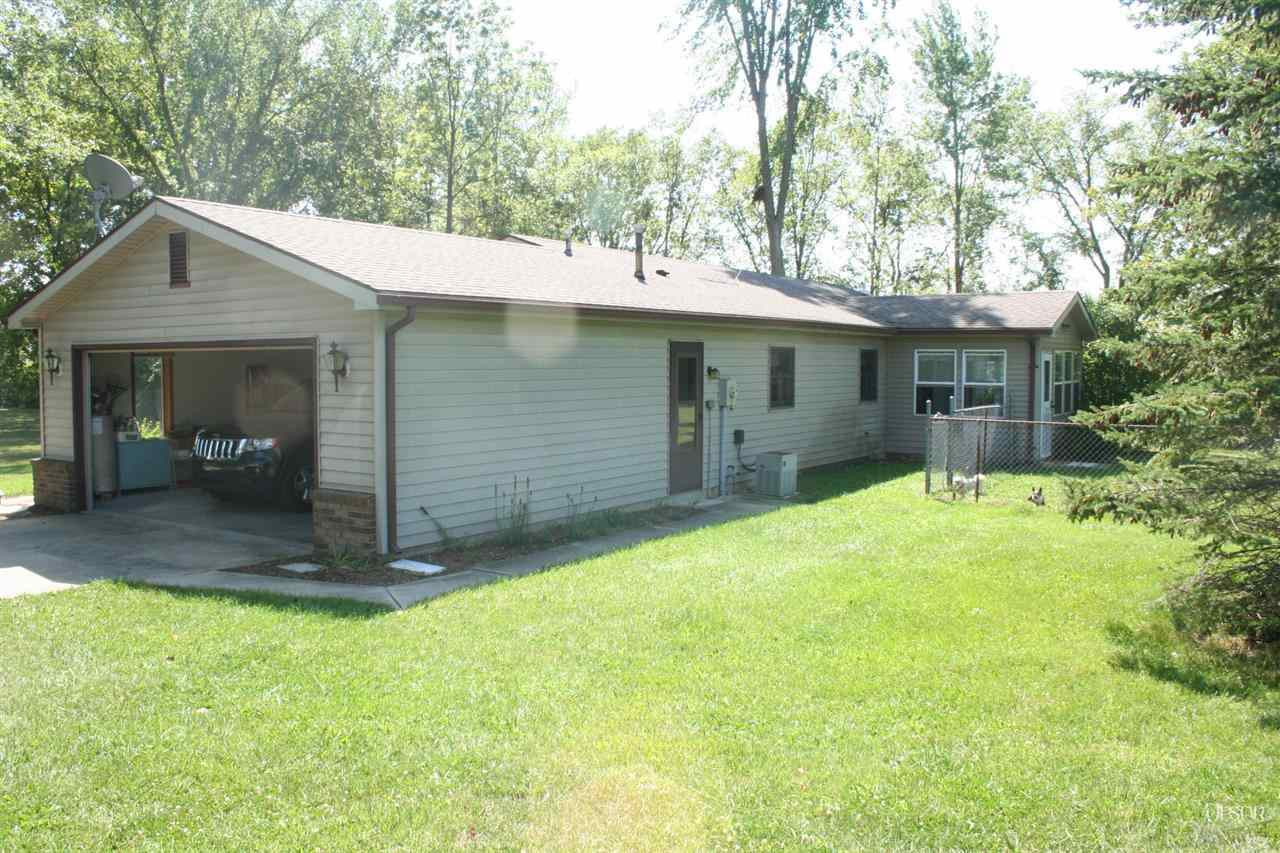 15935 Hand Rd, Huntertown, IN 46748 photo 6