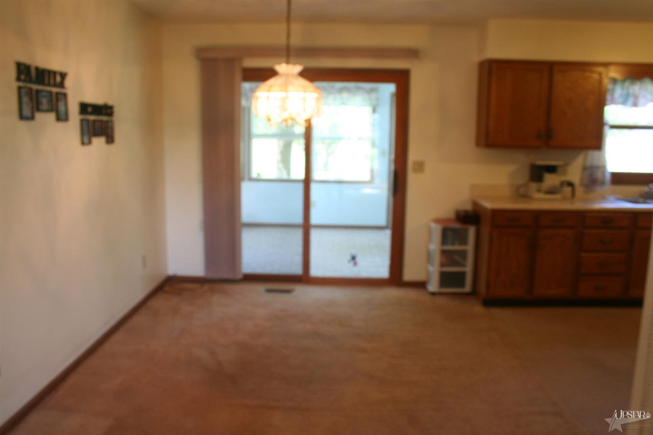 15935 Hand Rd, Huntertown, IN 46748 photo 13