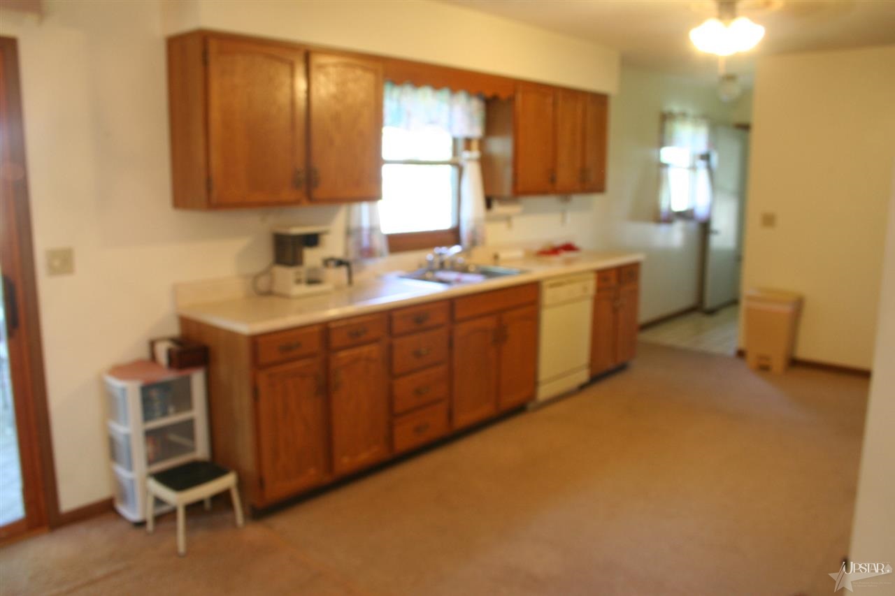 15935 Hand Rd, Huntertown, IN 46748 photo 3