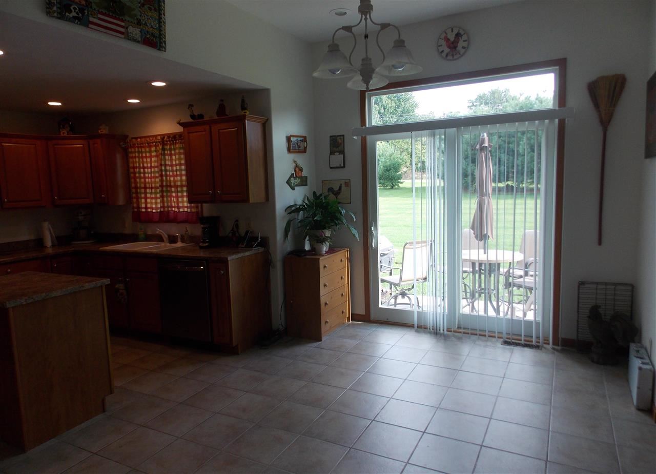 23084 Johnathon Ct, Elkhart, IN 46516 photo 7