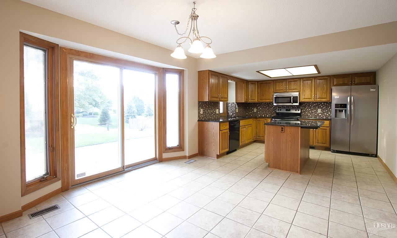 6125 Black Oak Blvd, Fort Wayne, IN 46835 photo 9