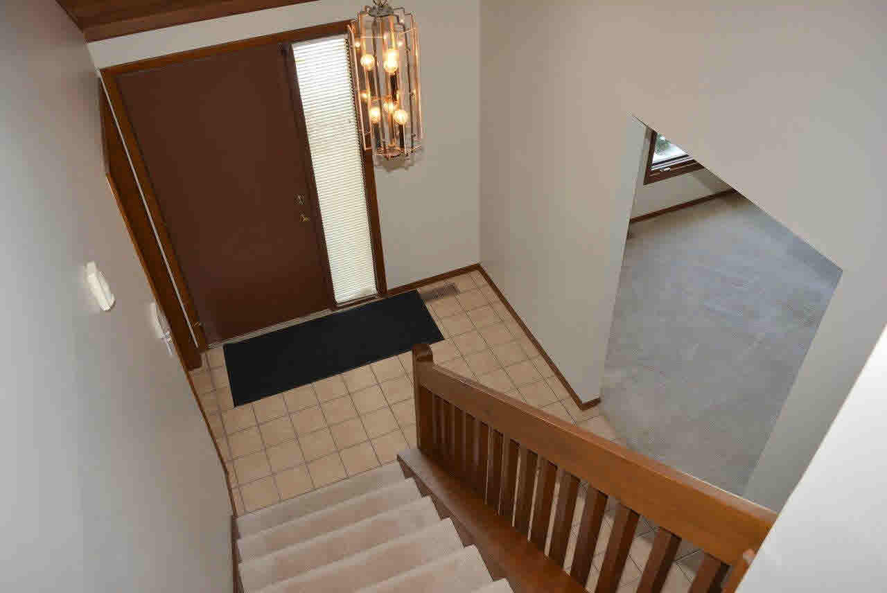 2916 S Scott Dr, Yorktown, IN 47396 photo 6