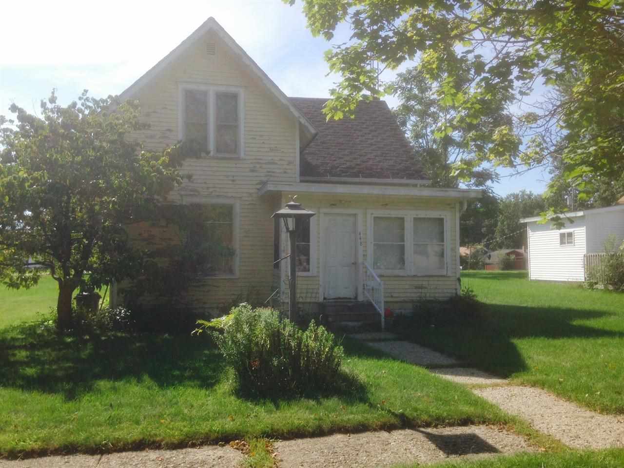 448 Charles St, Plymouth, IN 46563 photo 1