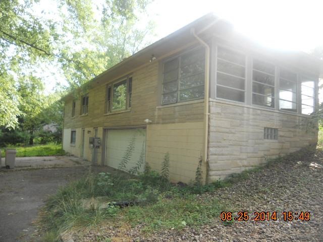 13401 Woodland Ln, Evansville, IN 47725 photo 10