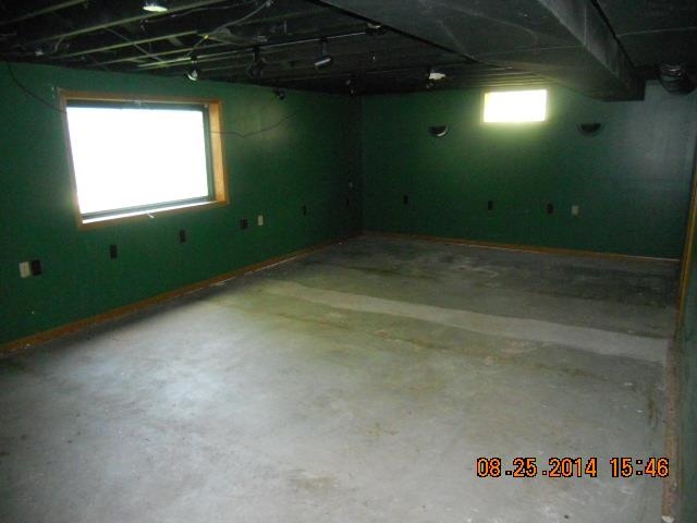 13401 Woodland Ln, Evansville, IN 47725 photo 9
