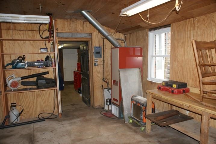 5566 Frame Rd, Newburgh, IN 47630 photo 25