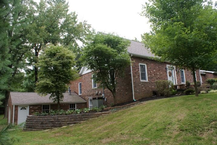 5566 Frame Rd, Newburgh, IN 47630 photo 2