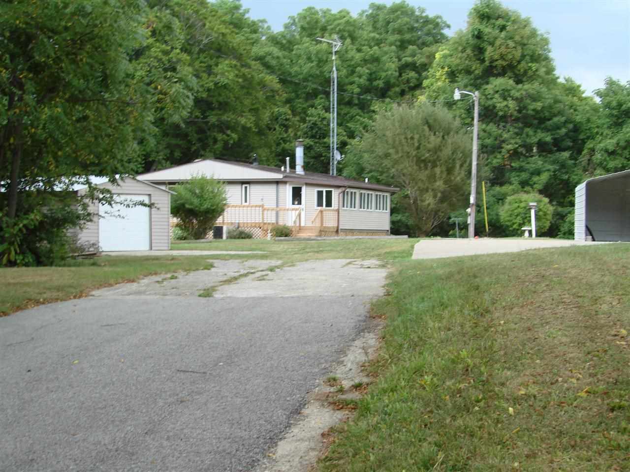 8650 E 560 S, Wolcottville, IN 46795 photo 3