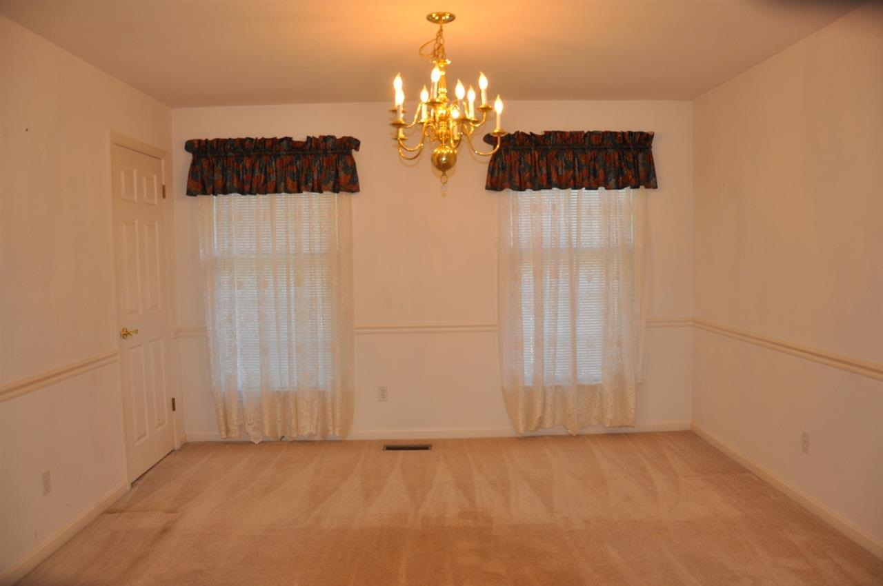 4715 Penfold St, Evansville, IN 47725 photo 5