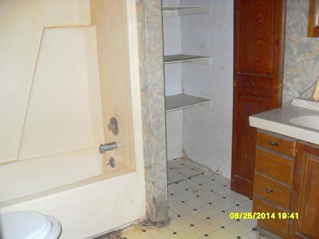 1019 E 4th St, Mishawaka, IN 46544 photo 9