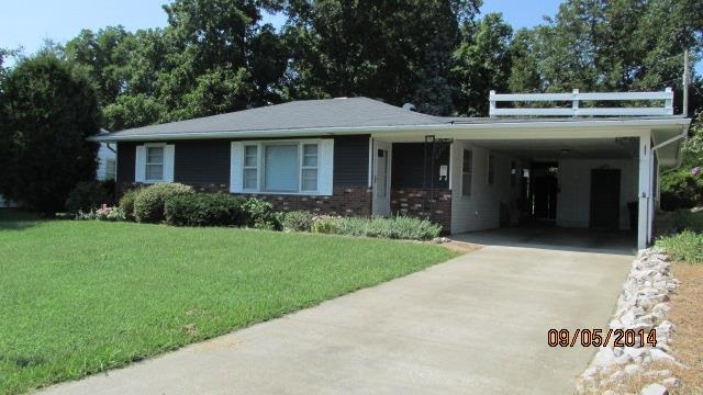 1321 Elk St, Mount Vernon, IN 47620 photo 1