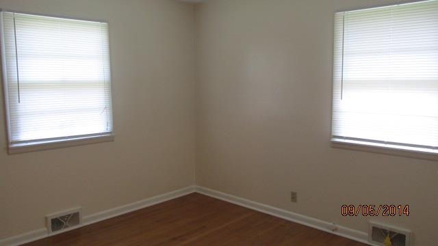 1321 Elk St, Mount Vernon, IN 47620 photo 5